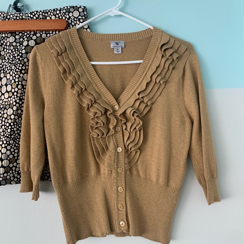 Size Medium Gold Sweater Top
